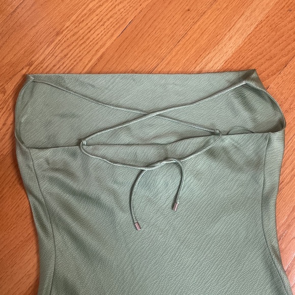 Satin cowl neck dress - Picture 3 of 5